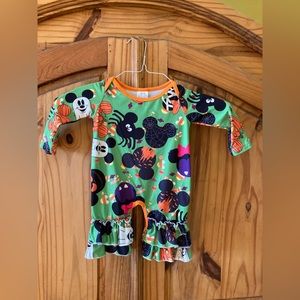 Girls Mickey Mouse Halloween one piece Ruffle leg outfit size 0-6 months